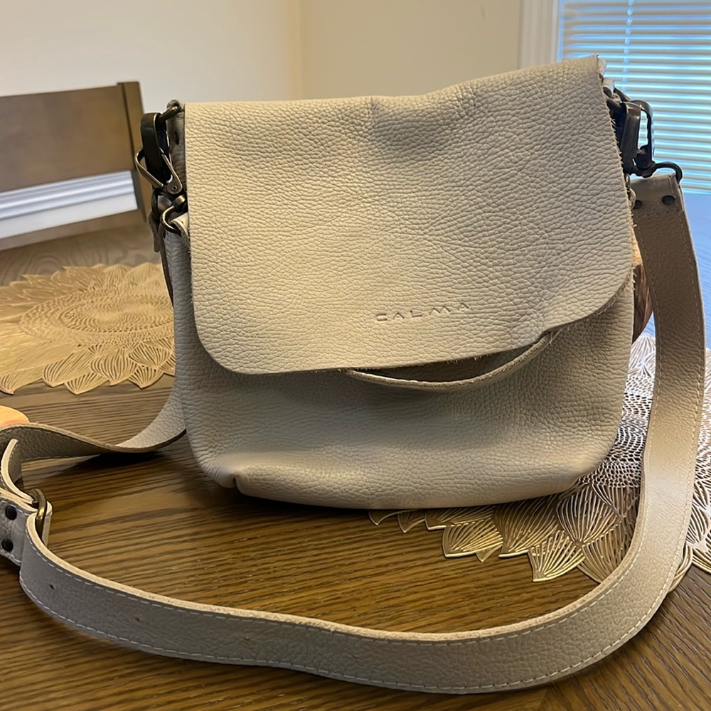 Calma Leather Handbag- Handcrafted in Spain